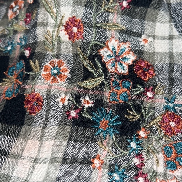 Zara Plaid Embroidered Wrap Top - Picture 8 of 8